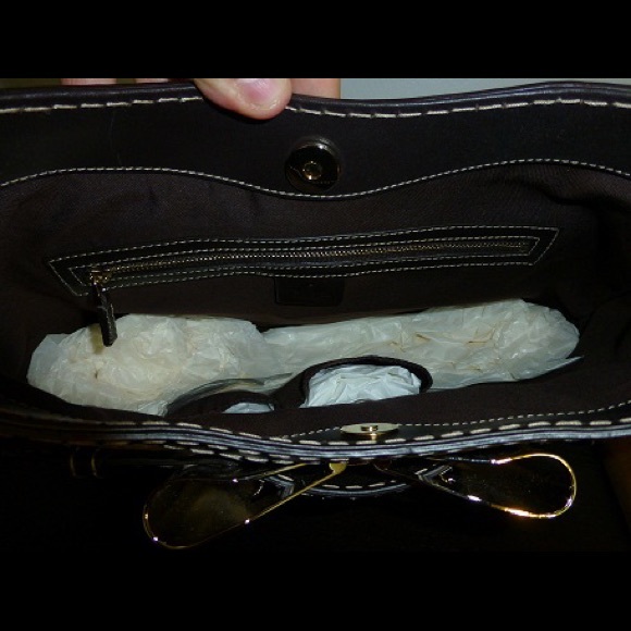 New Authentic Gucci GG Canvas Queen Hobo w/bow bag - Picture 4 of 5